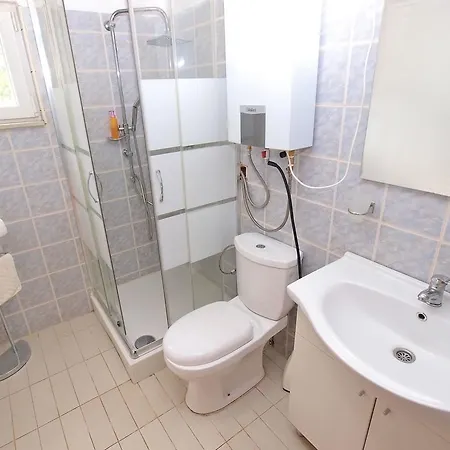 House Nikola 1422 Holiday home *